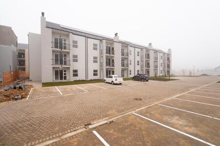 2 Bedroom Apartment in Klein Parys