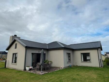 3 Bedroom House in Hartland Lifestyle Estate