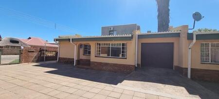 2 Bedroom House in Kuruman