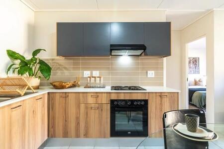 1 Bedroom Apartment in Mountainside