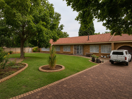 4 Bedroom House in Lydenburg (Mashishing)