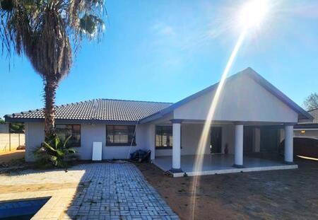 3 Bedroom House in Lephalale (Ellisras)