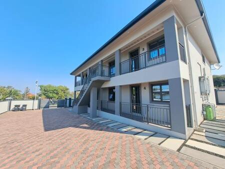 2 Bedroom Apartment in Park Rynie