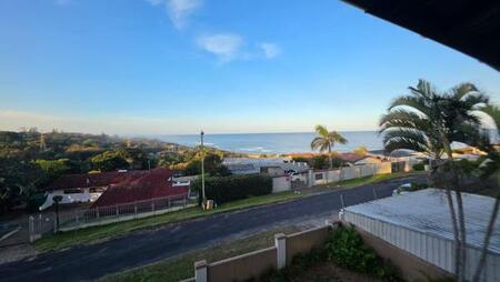 4 Bedroom House in Sea Park