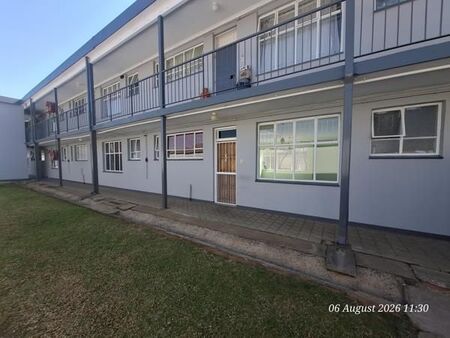 1 Bedroom Flat in Barry Hertzog Park
