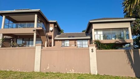 4 Bedroom House in Sea Park