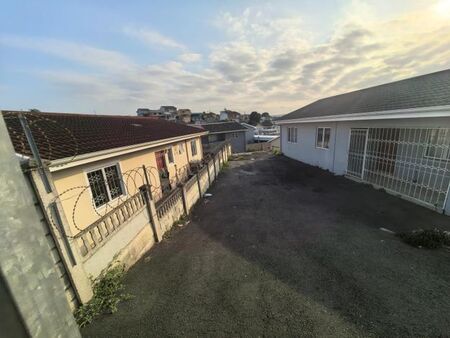 3 Bedroom house to rent in Sunford, Phoenix