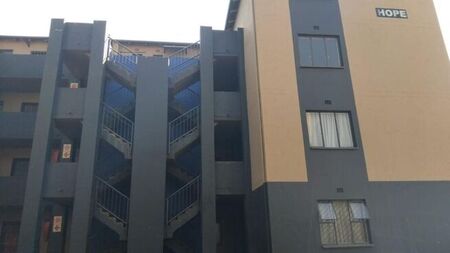 2 Bedroom apartment to rent in Fleurhof, Roodepoort