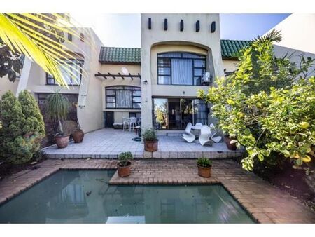 3 Bedroom Townhouse in Stirling