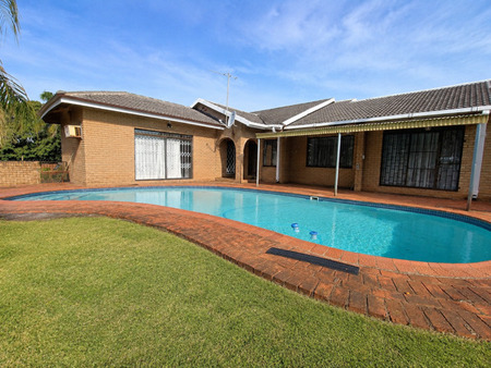 4 Bedroom House in Panorama