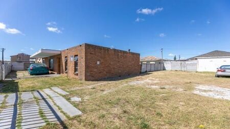 2 Bedroom House in Riverton