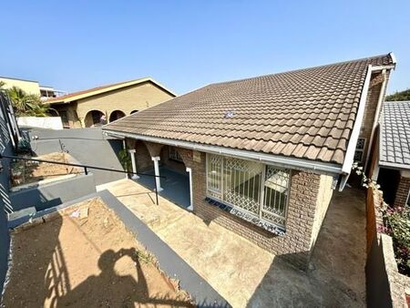 3 Bedroom House in Merebank