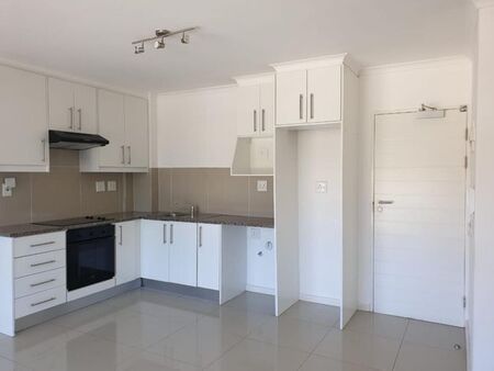 1 Bedroom apartment to rent in Kenilworth, Cape Town