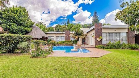 3 Bedroom house to rent in Wilro Park, Roodepoort