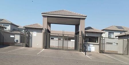3 Bedroom duplex apartment to rent in Montana Tuine, Pretoria