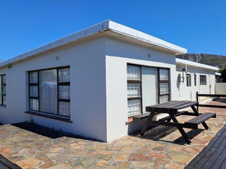 3 Bedroom House in Franskraal