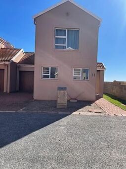 3 Bedroom House in Saldanha