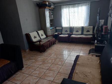 2 Bedroom House in Diazville