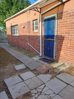 1 Bedroom House in Belmont Park