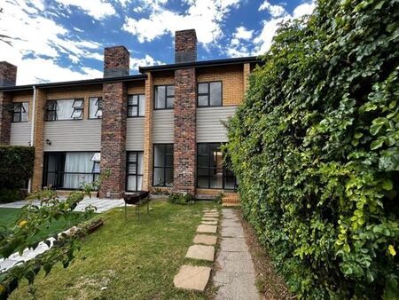 2 Bedroom Townhouse in Durbanville Central