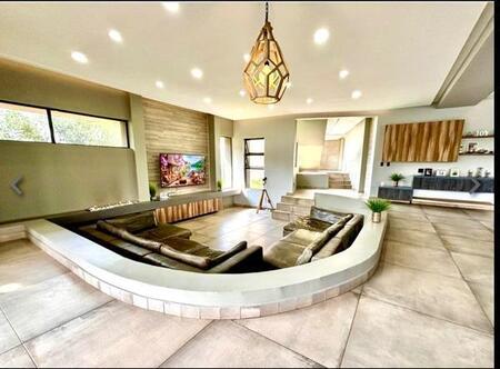 5 Bedroom House in Eye of Africa Estate