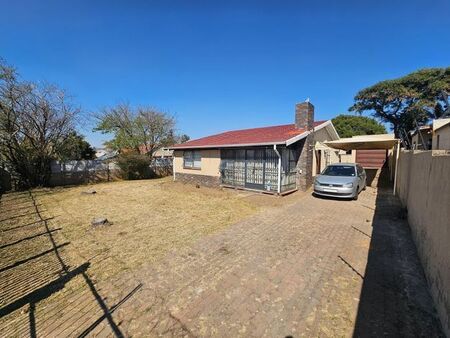 3 Bedroom house to rent in Illiondale, Edenvale