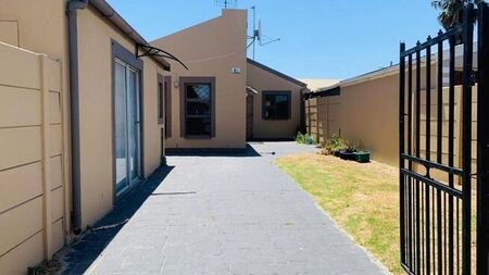 3 Bedroom house to rent in Summer Greens, Milnerton