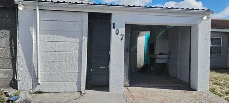 2 Bedroom house to rent in Belhar, Cape Town