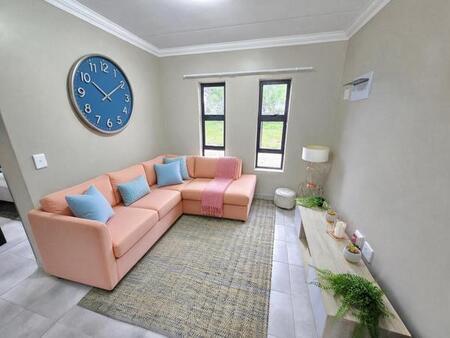 2 Bedroom Apartment in Scottsdene