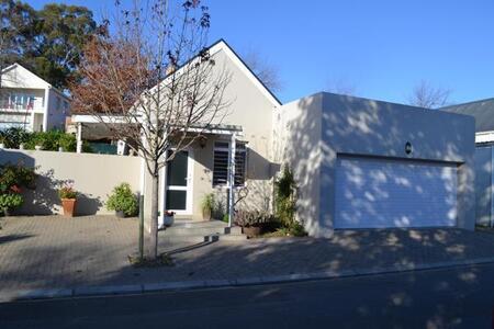 3 Bedroom House in Wellington Central