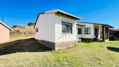 4 Bedroom House in Kwamashu