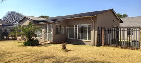 3 Bedroom House in Dalview