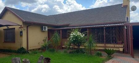 3 Bedroom House in Jan Cilliers Park