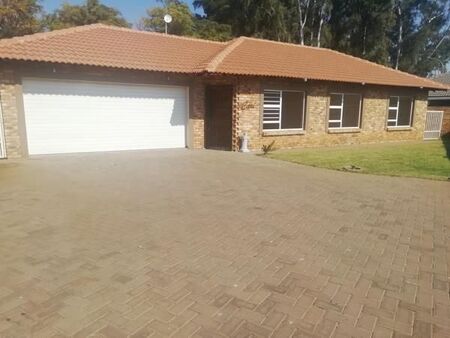 2 Bedroom Townhouse in Kookrus