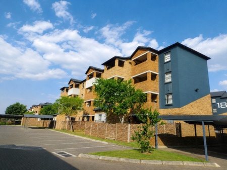 2 Bedroom Apartment in Heuweloord