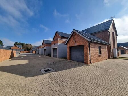 3 Bedroom townhouse - sectional to rent in Rynfield, Benoni