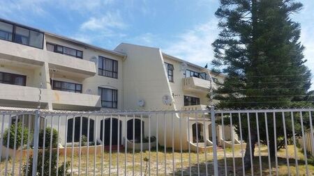 2 Bedroom apartment to rent in Diep River, Cape Town