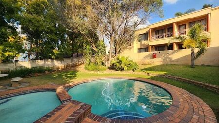 2 Bedroom apartment to rent in Ferndale, Randburg