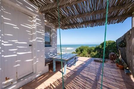 4 Bedroom House in Yzerfontein