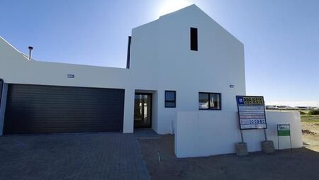 2 Bedroom House in Britannia Bay