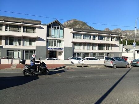 2 Bedroom Apartment in Hout Bay Central