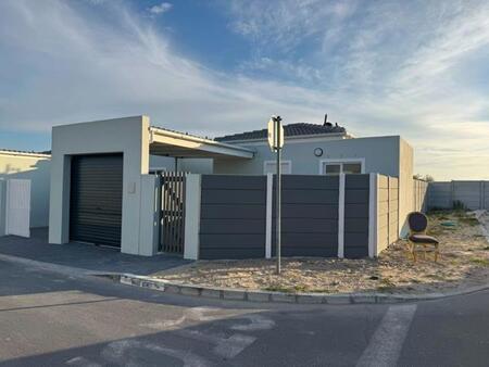 3 Bedroom House in Weltevreden Valley