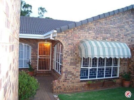 3 Bedroom Simplex in Three Rivers