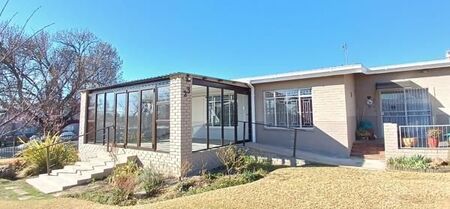 2 Bedroom Townhouse in Eureka