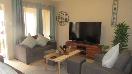2 Bedroom townhouse - sectional to rent in Eden Glen, Edenvale