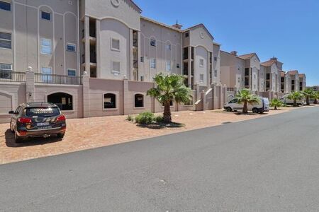 2 Bedroom apartment to rent in Century City, Milnerton