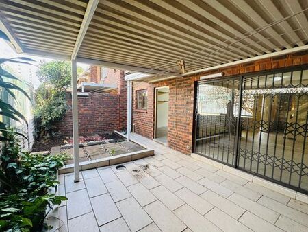 3 Bedroom duplex apartment to rent in Bulwer, Durban