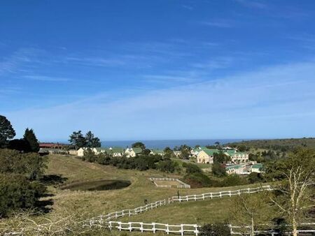 2 Bedroom Apartment in Victoria Bay