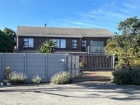 3 Bedroom House in Melkbosstrand