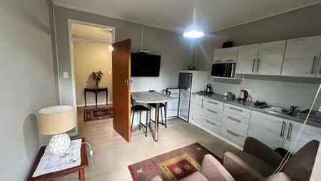 1 Bedroom House in Durbanville Hills